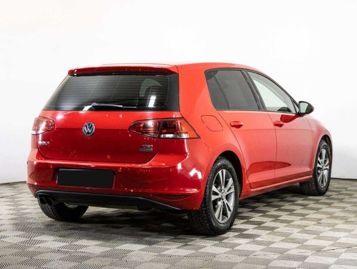 Купить Volkswagen Golf с пробегом. Фото: #4