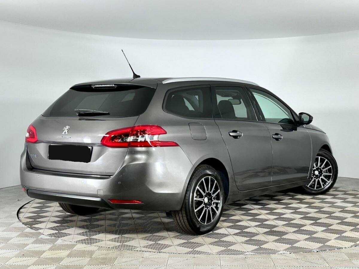 Купить Peugeot 308 с пробегом. Фото: #1