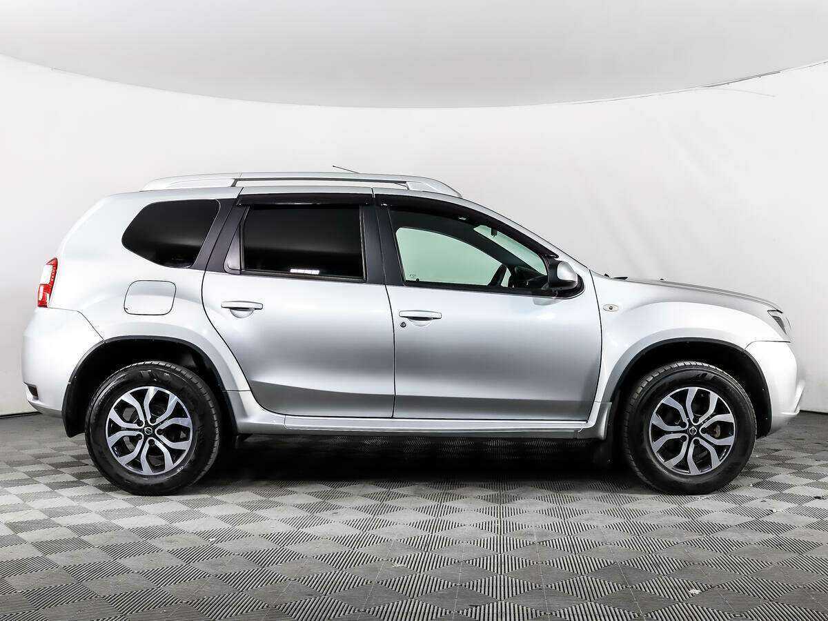 Купить Nissan Terrano с пробегом. Фото: #3