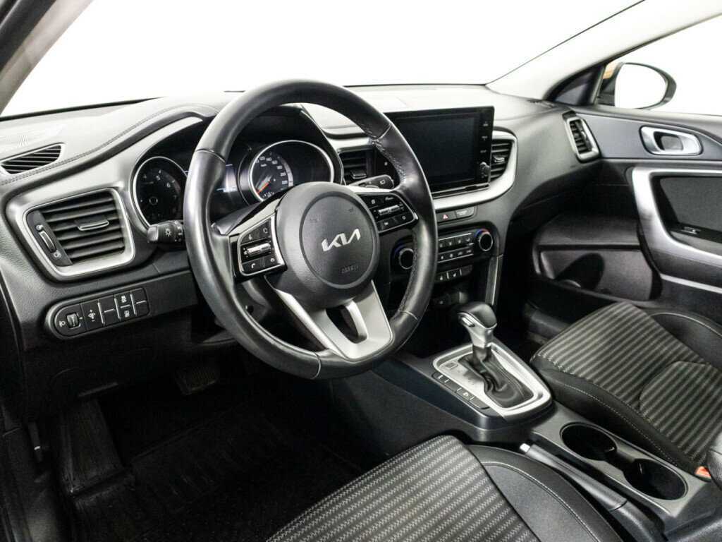 Купить Kia XCeed с пробегом. Фото: #11