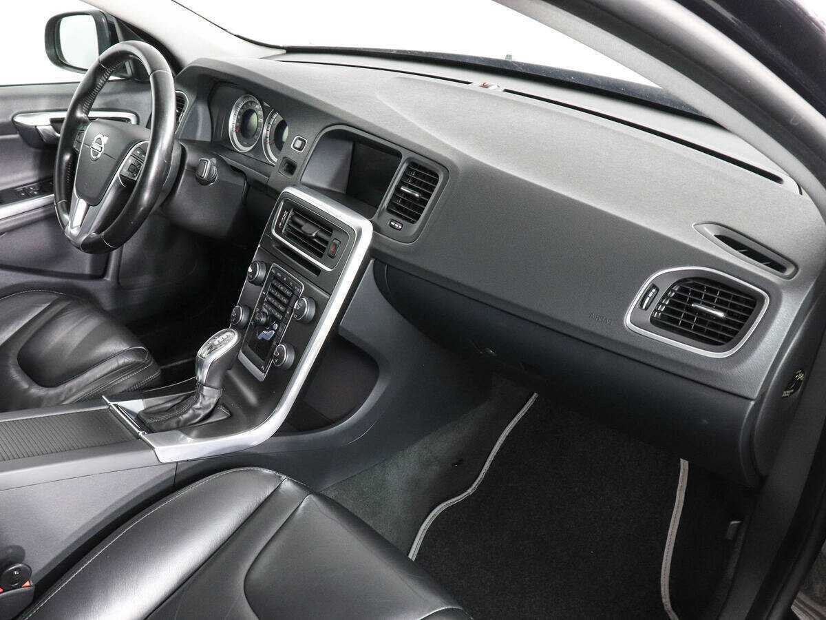 Купить Volvo S60 с пробегом. Фото: #9