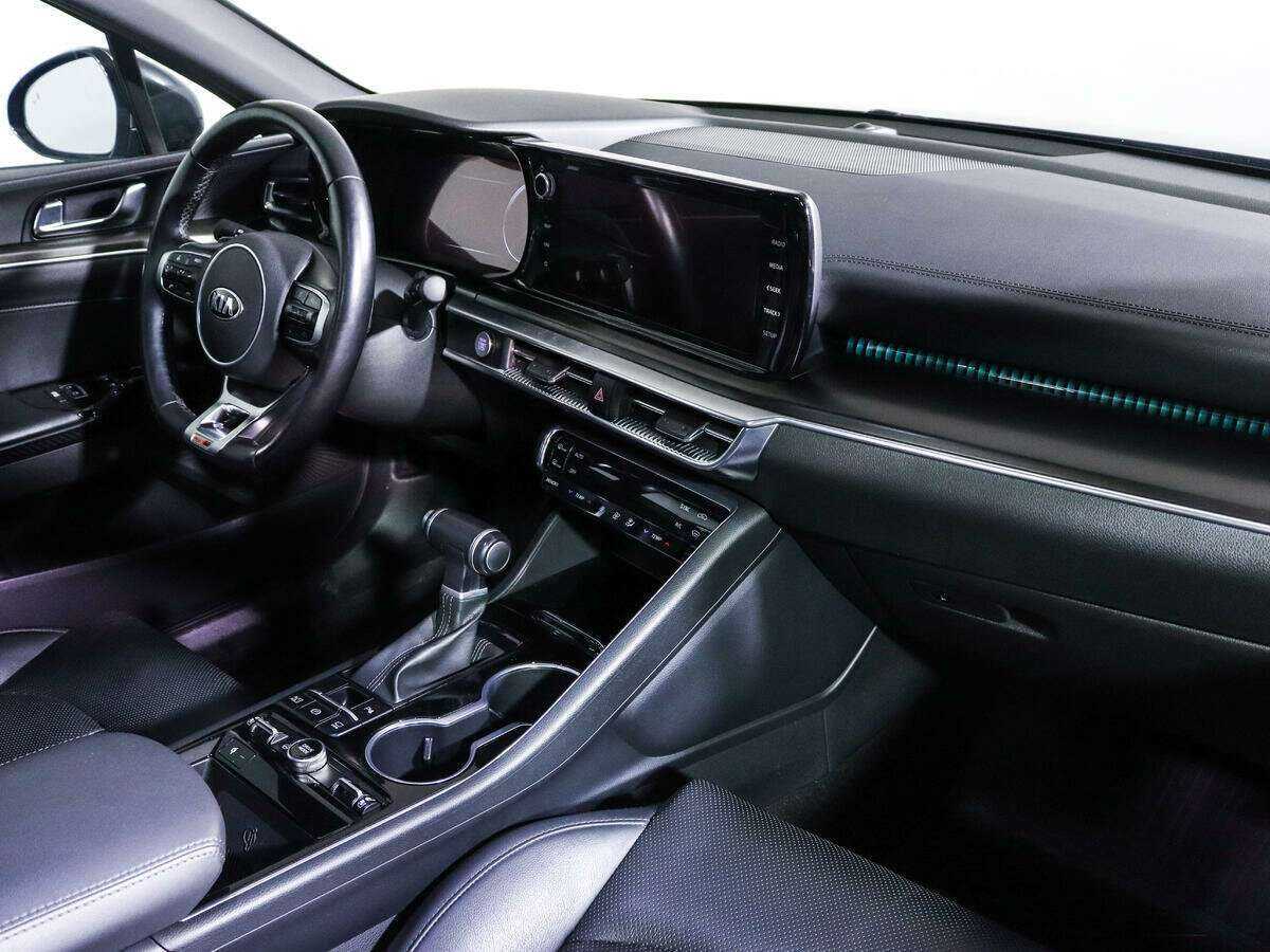 Купить Kia K5 с пробегом. Фото: #8