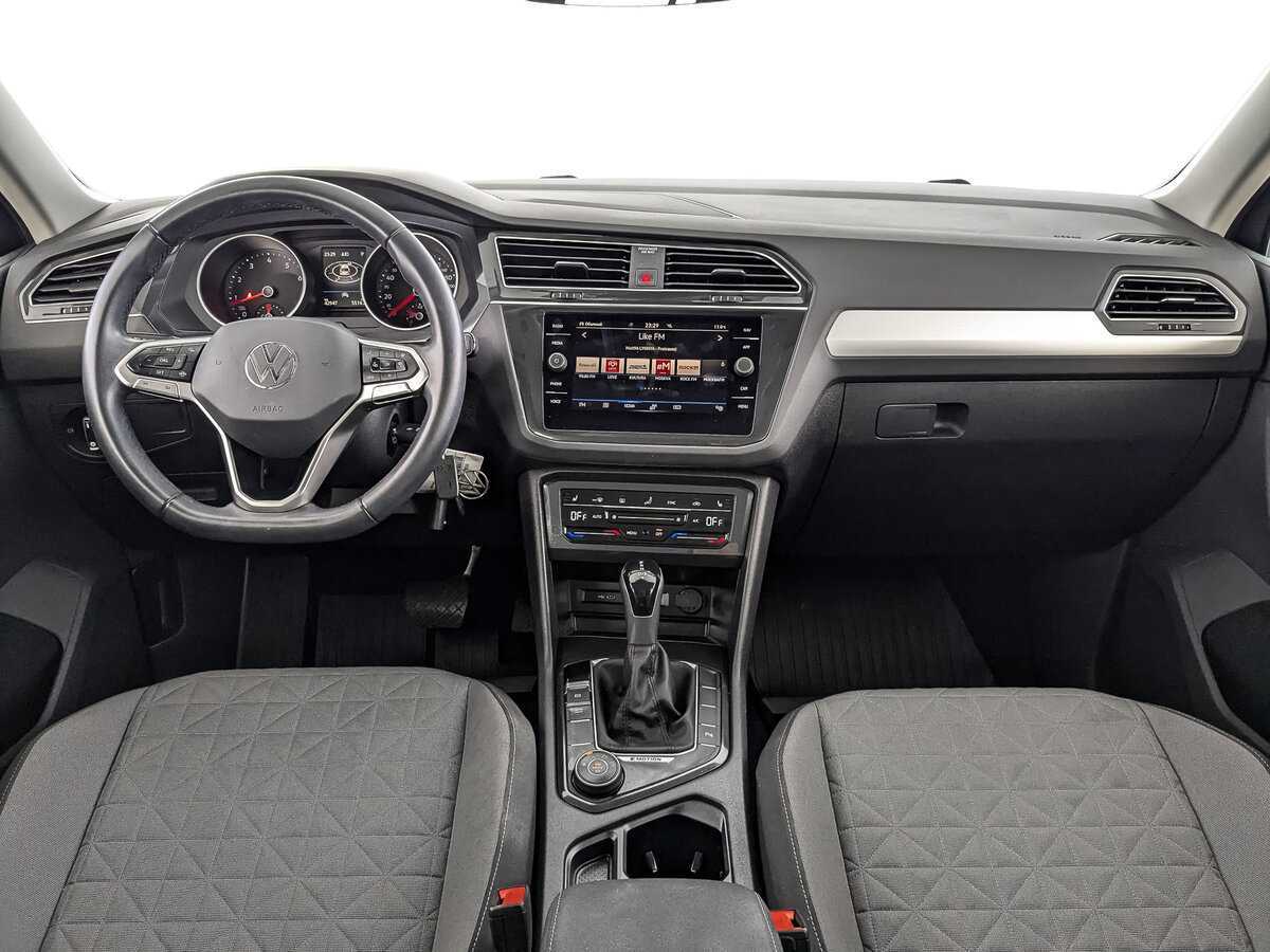Купить Volkswagen Tiguan с пробегом. Фото: #9