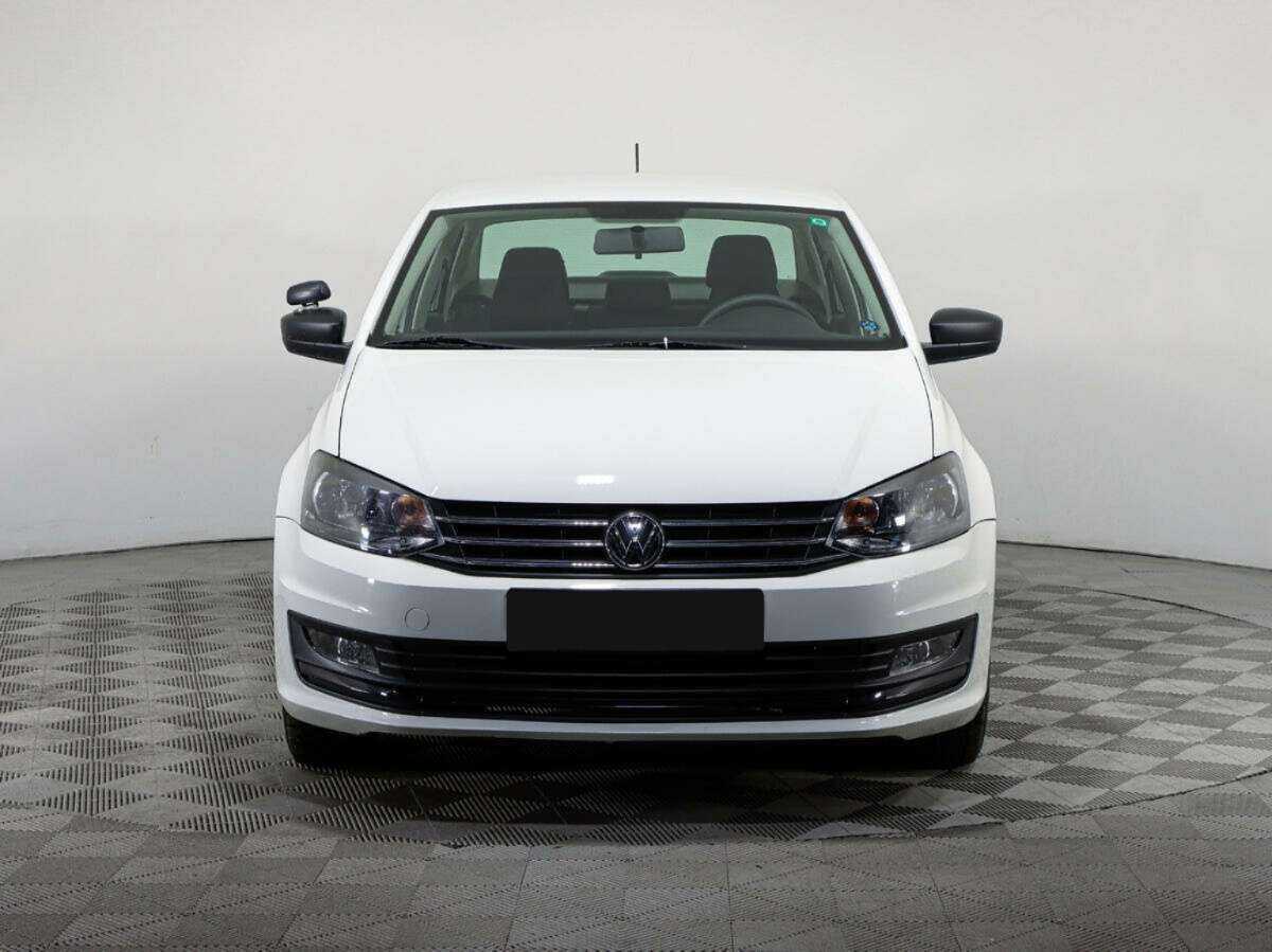 Купить Volkswagen Polo с пробегом. Фото: #1