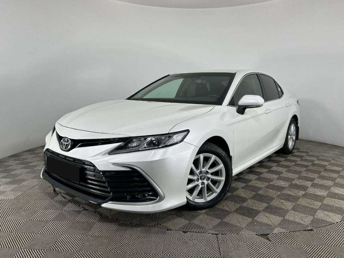 Купить Toyota Camry с пробегом. Посмотреть фото