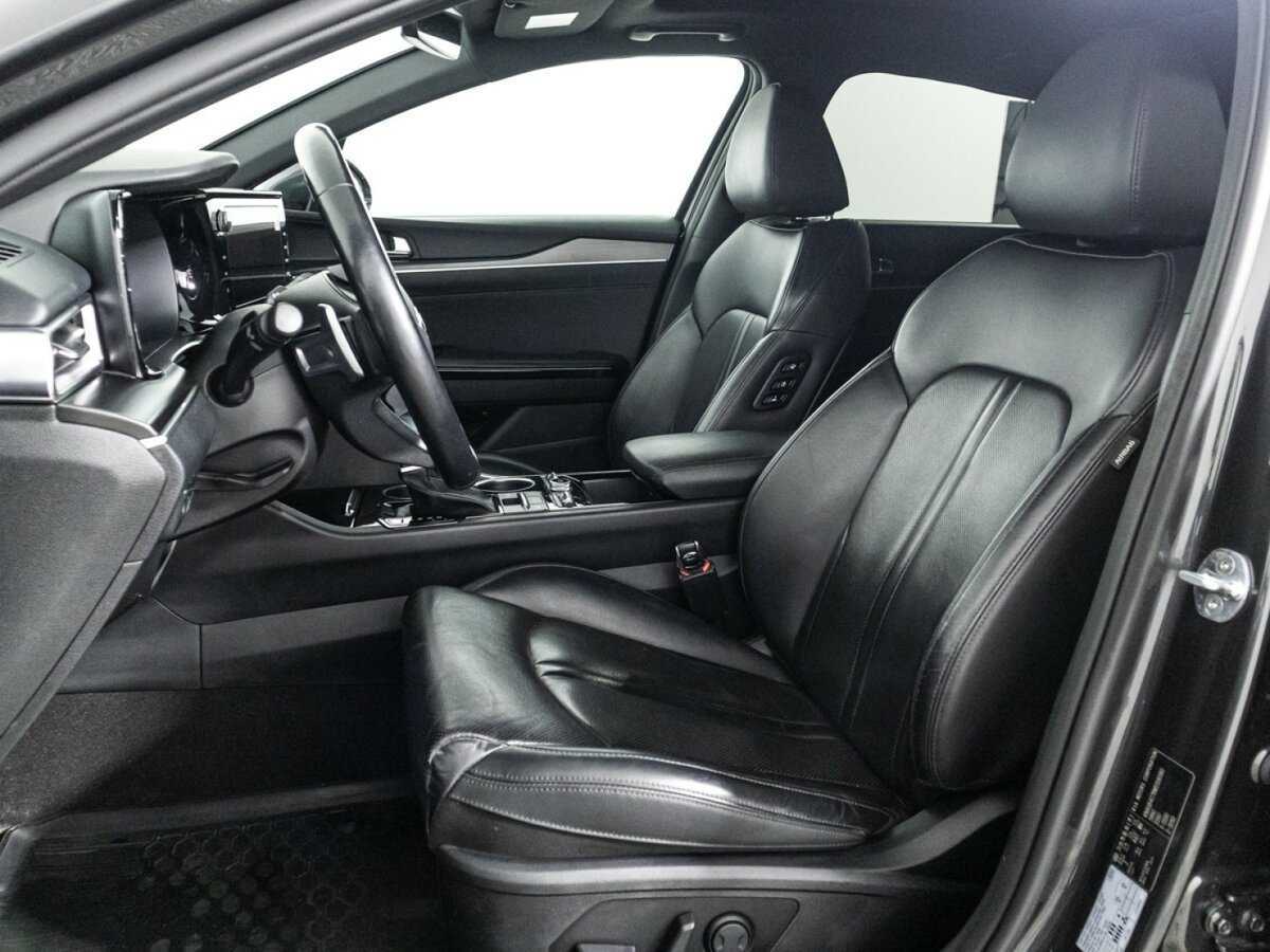 Купить Kia K5 с пробегом. Фото: #14