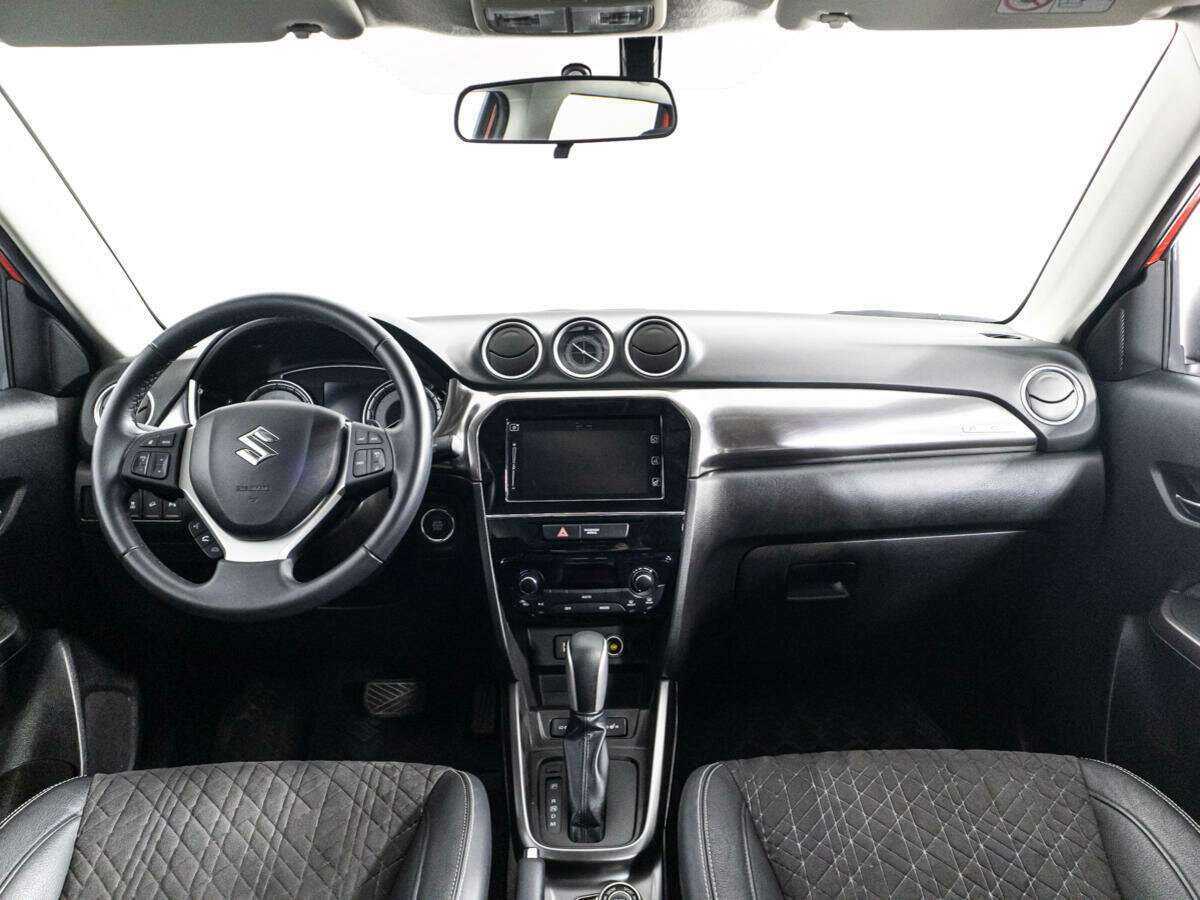 Купить Suzuki Vitara с пробегом. Фото: #11