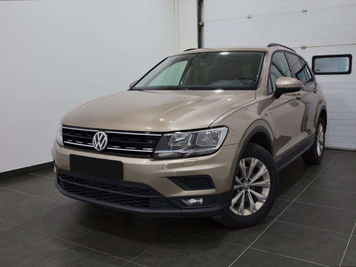 Купить Volkswagen Tiguan с пробегом. Посмотреть фото