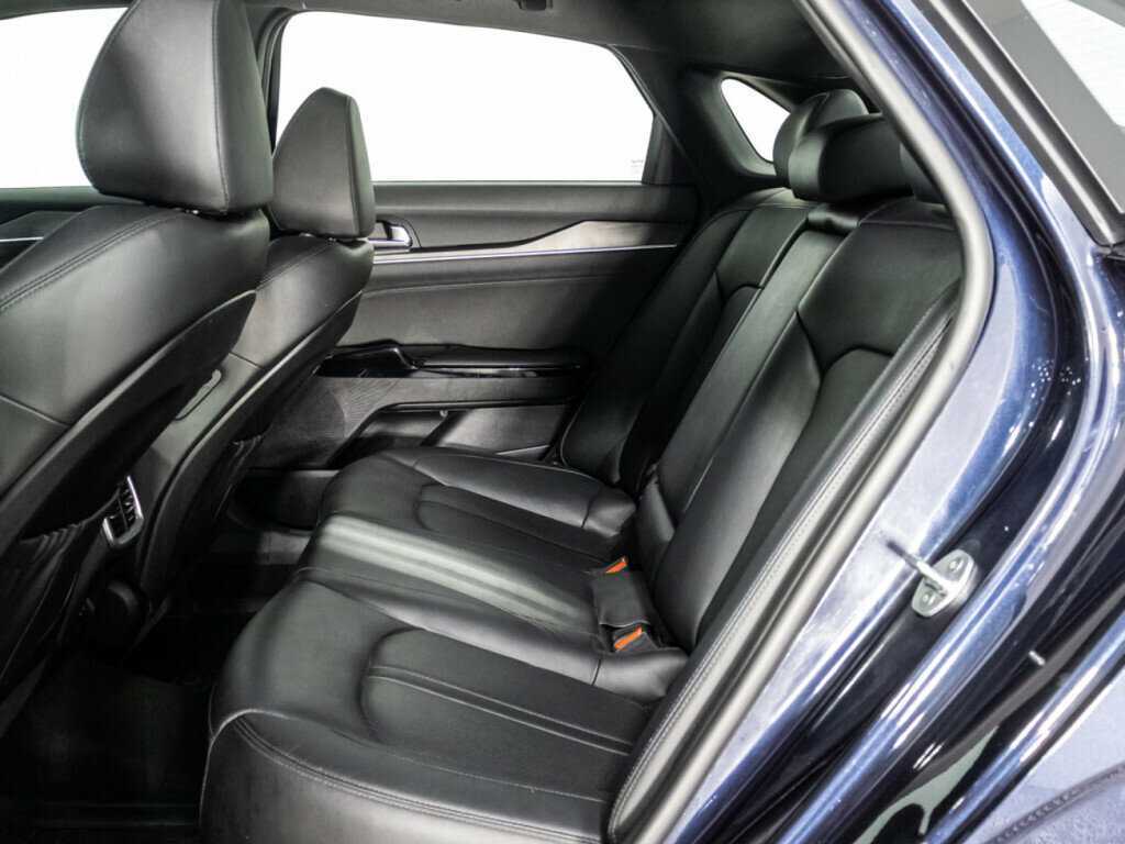 Купить Kia K5 с пробегом. Фото: #9