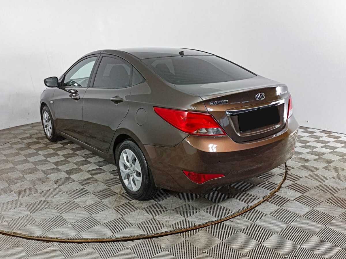 Купить Hyundai Solaris с пробегом. Фото: #5