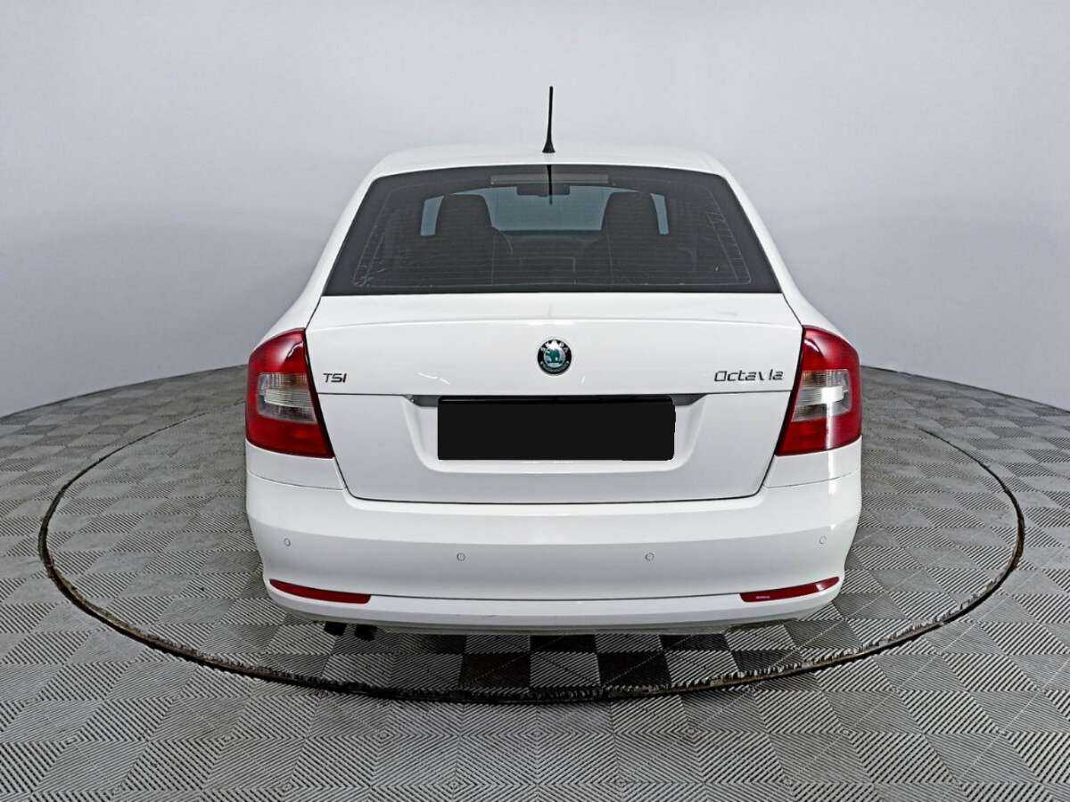 Купить Skoda Octavia с пробегом. Фото: #5