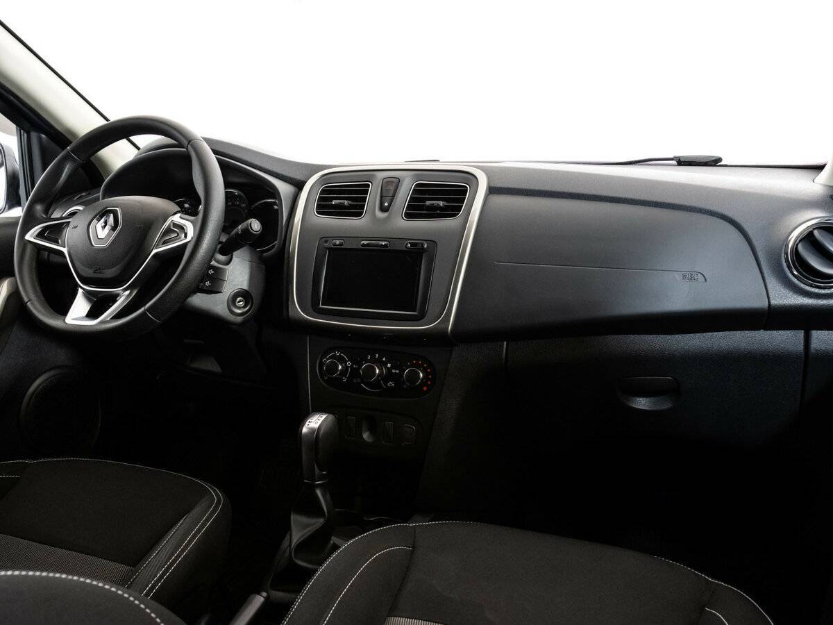 Купить Renault Sandero с пробегом. Фото: #8
