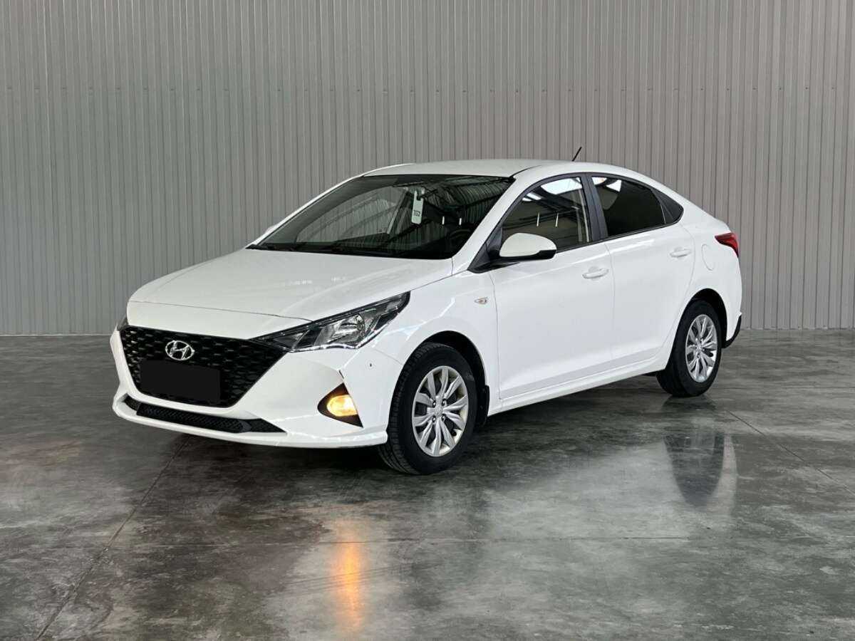 Купить Hyundai Solaris с пробегом. Посмотреть фото