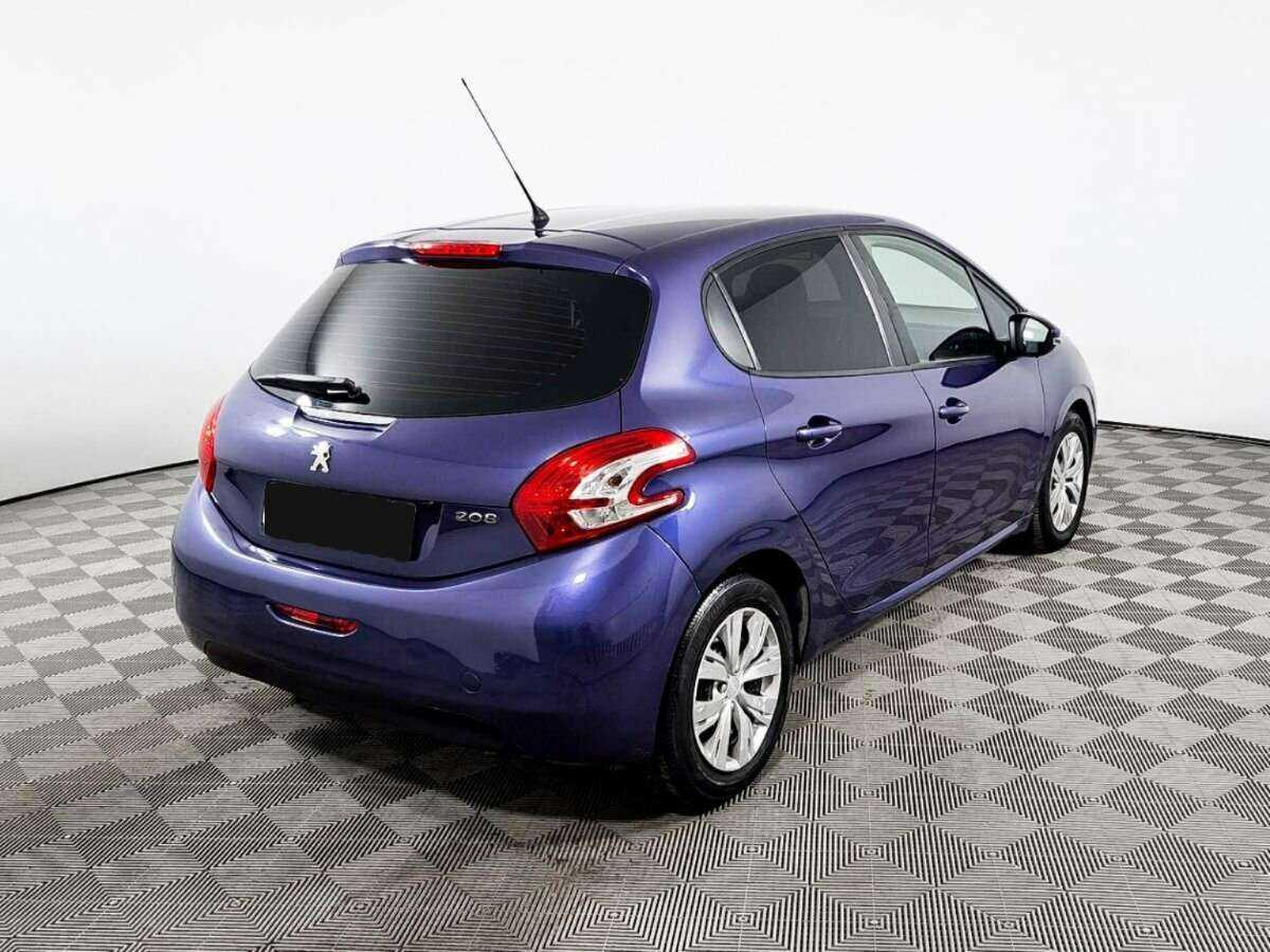Купить Peugeot 208 с пробегом. Фото: #4