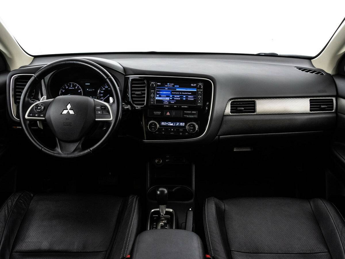 Купить Mitsubishi Outlander с пробегом. Фото: #7