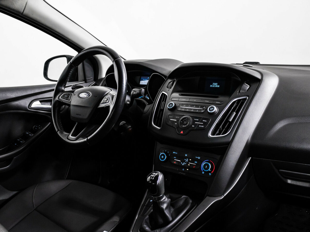 Купить Ford Focus с пробегом. Фото: #8