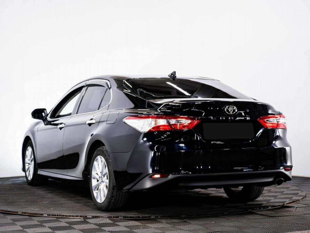 Купить Toyota Camry с пробегом. Фото: #3