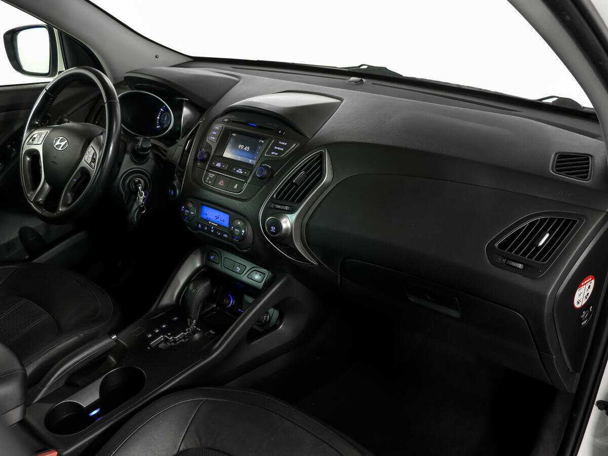Купить Hyundai ix35 с пробегом. Фото: #7