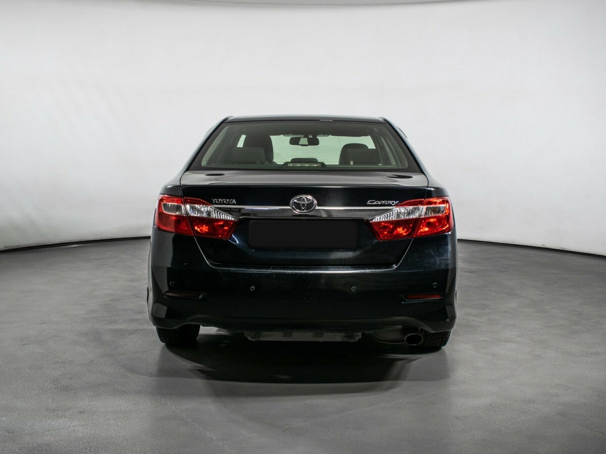 Купить Toyota Camry с пробегом. Фото: #5
