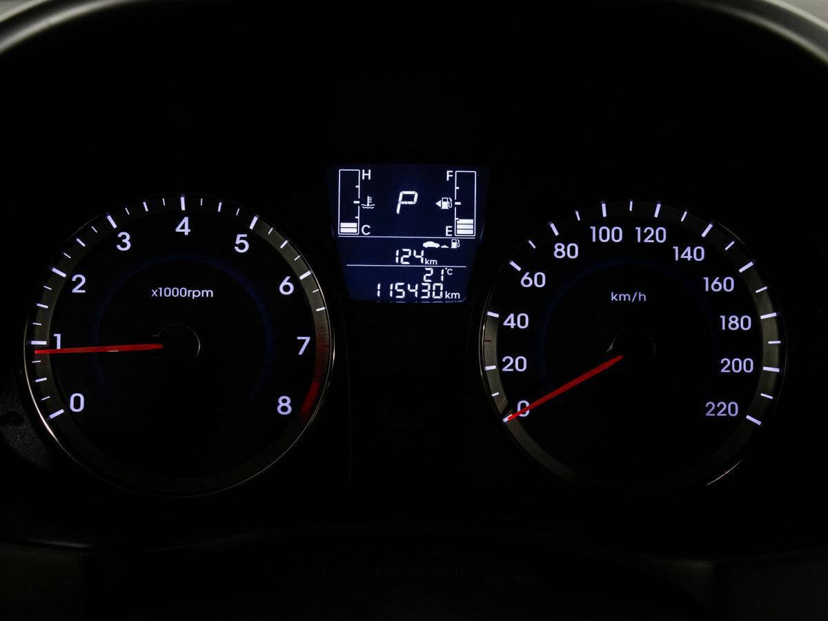 Купить Hyundai Solaris с пробегом. Фото: #14