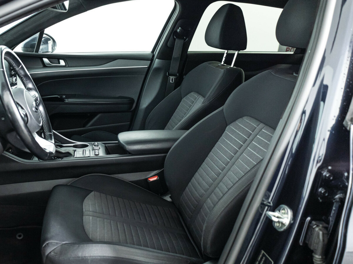 Купить Kia K5 с пробегом. Фото: #14