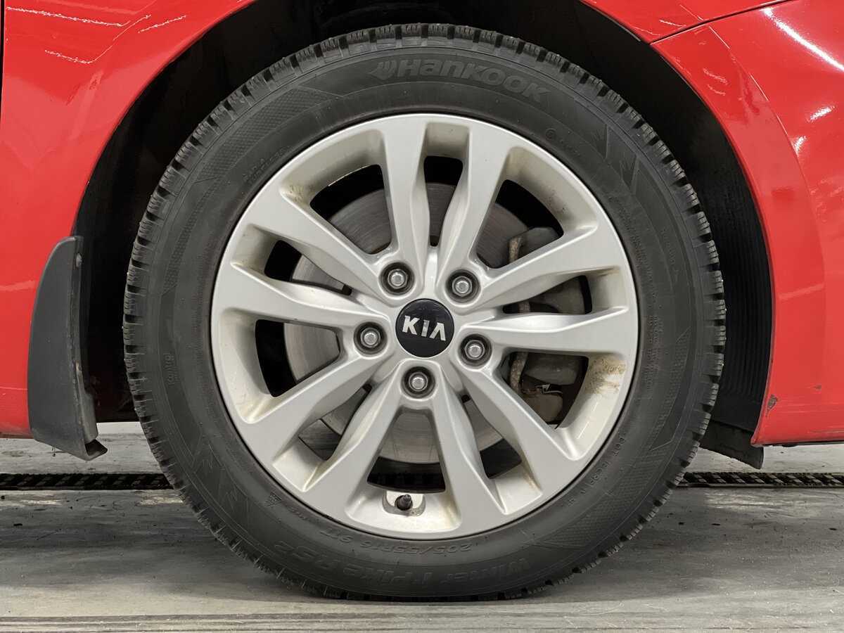 Купить Kia Ceed с пробегом. Фото: #17