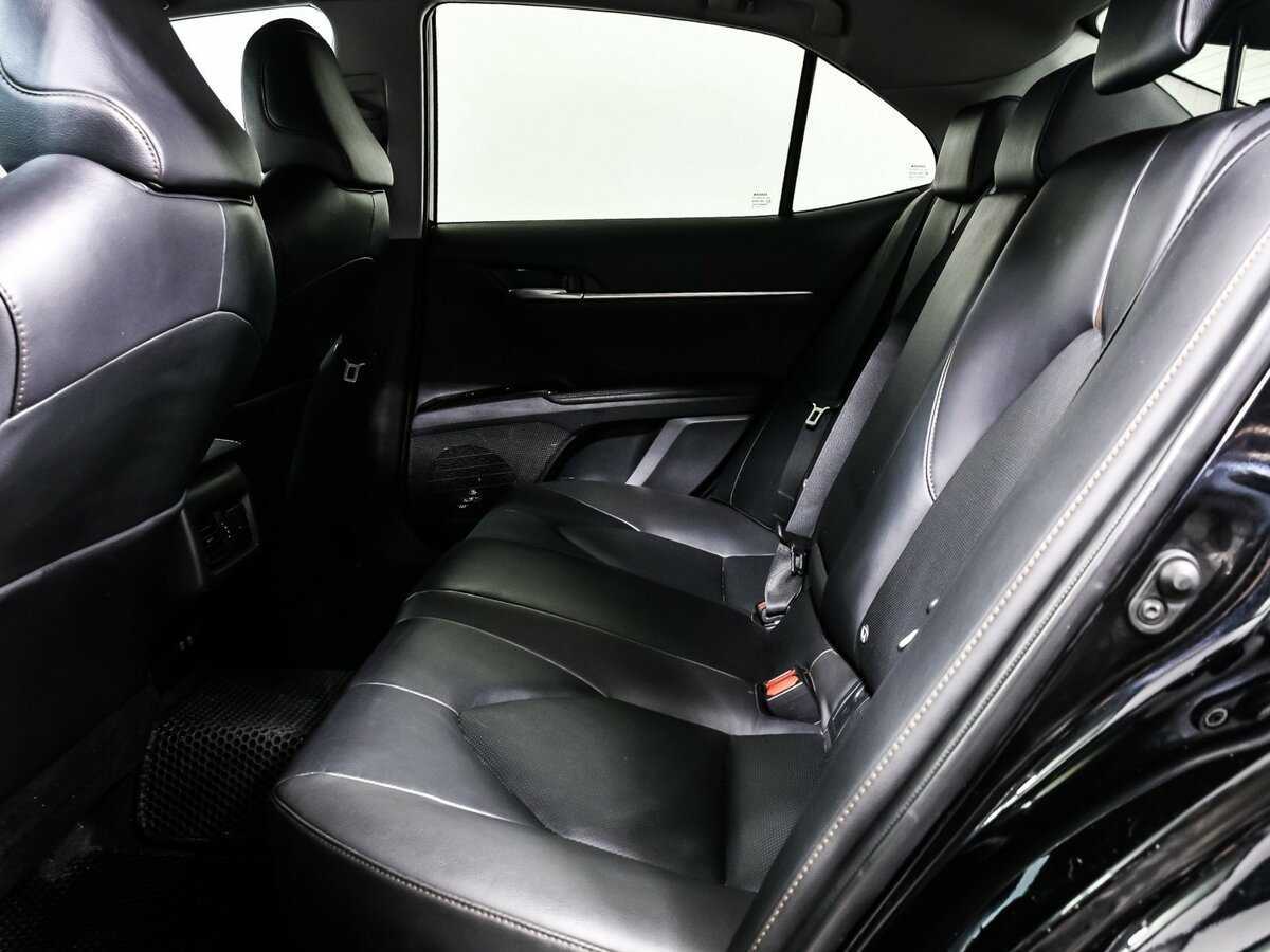 Купить Toyota Camry с пробегом. Фото: #12