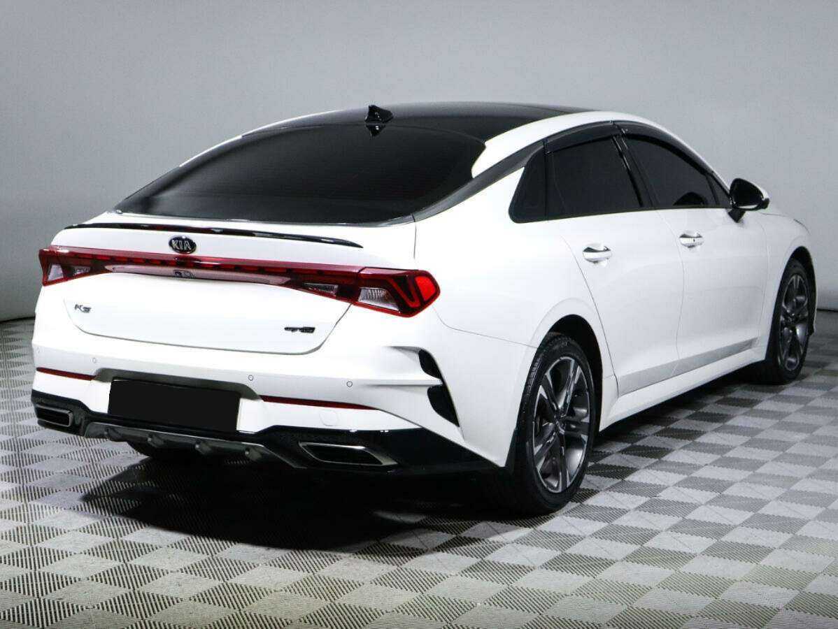 Купить Kia K5 с пробегом. Фото: #4