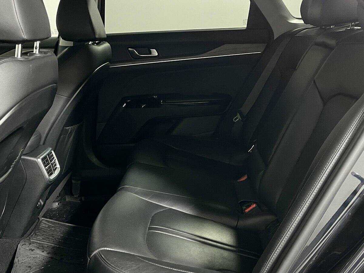 Купить Kia K5 с пробегом. Фото: #7