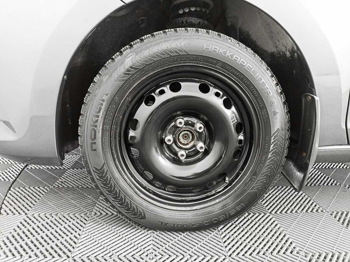 Купить Skoda Rapid с пробегом. Фото: #13
