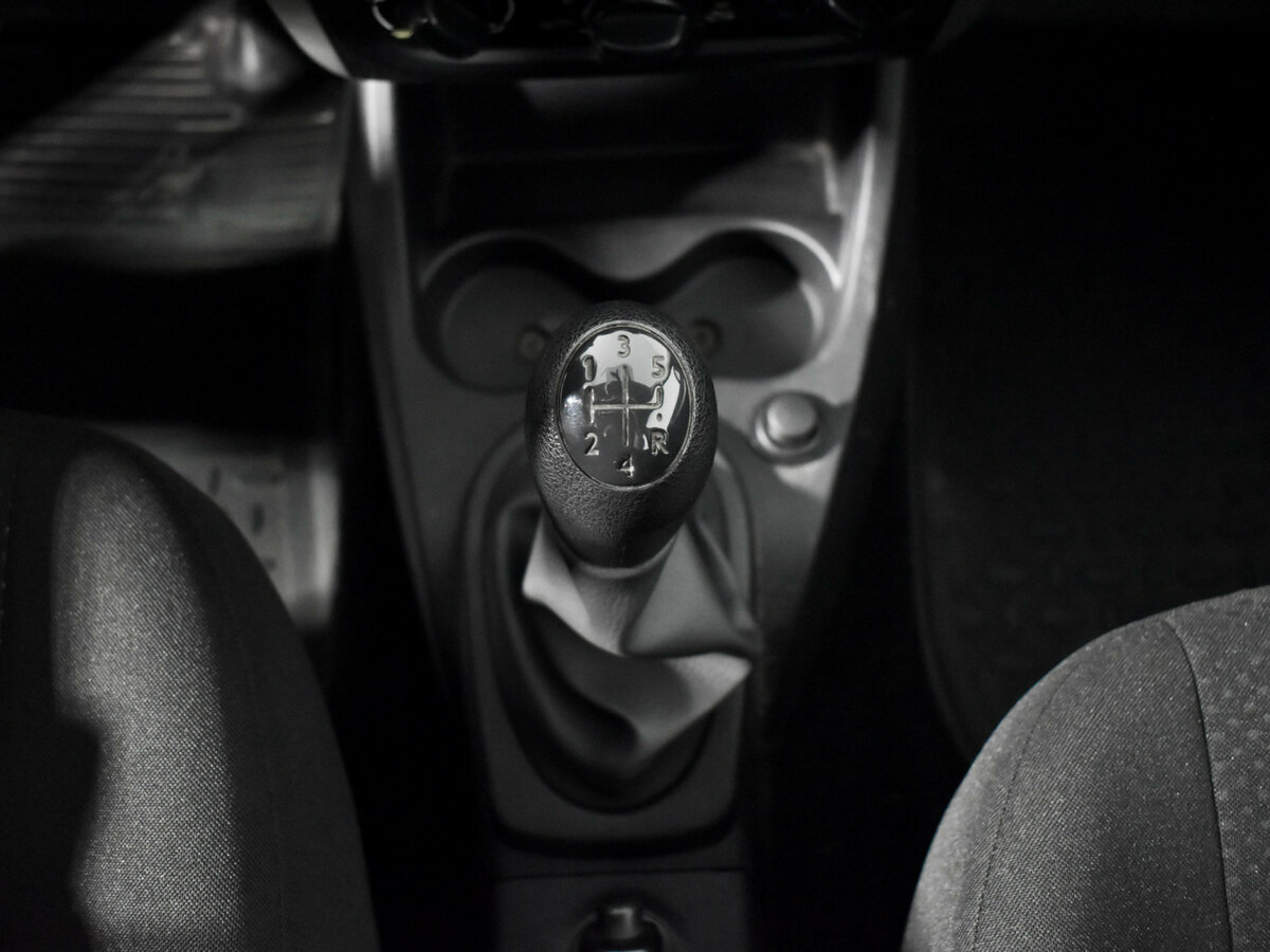 Купить Nissan Almera с пробегом. Фото: #7