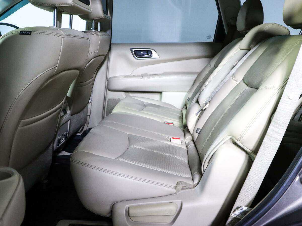 Купить Nissan Pathfinder с пробегом. Фото: #7