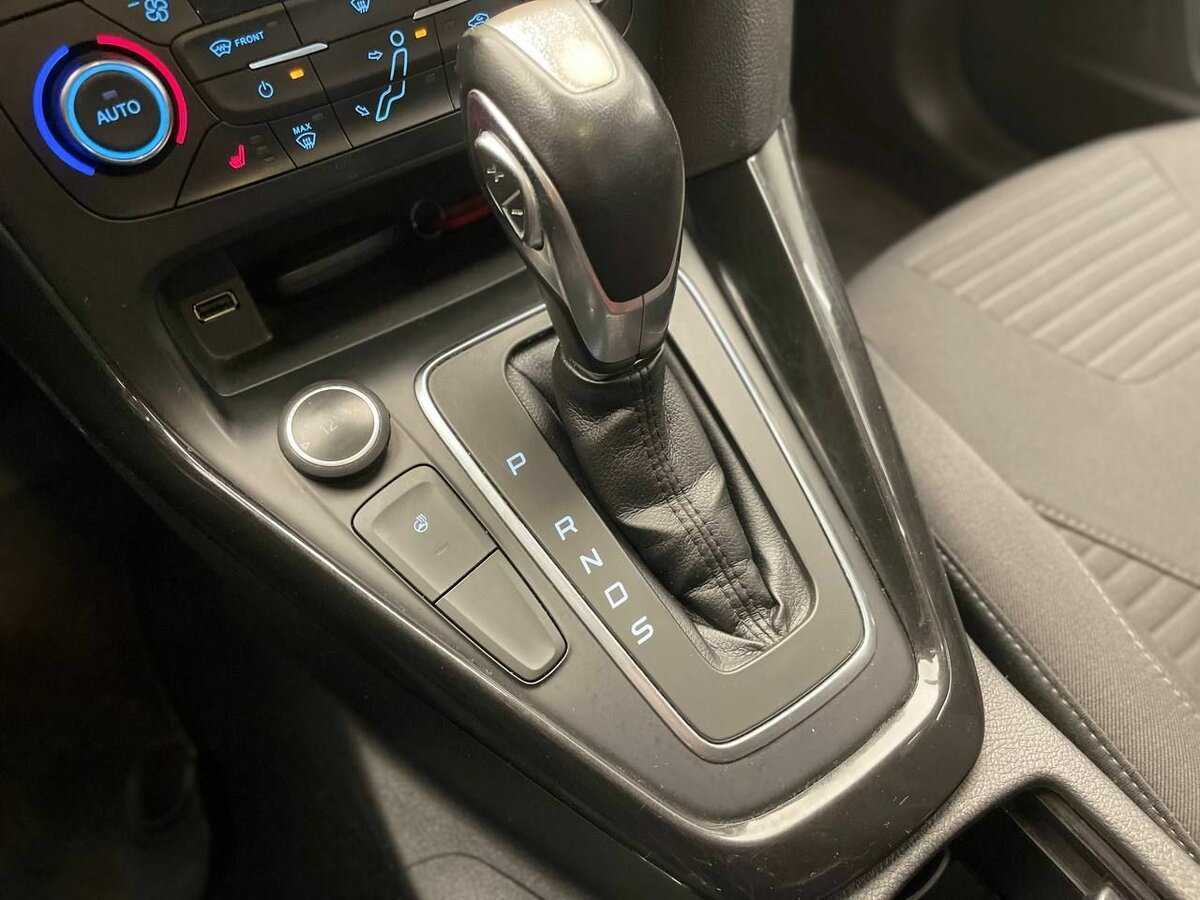 Купить Ford Focus с пробегом. Фото: #12