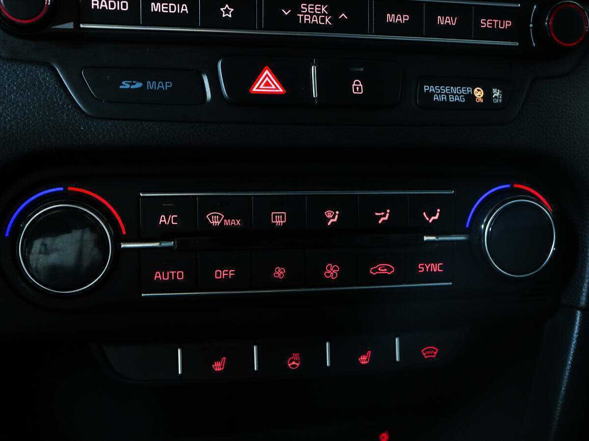 Купить Kia Ceed с пробегом. Фото: #14