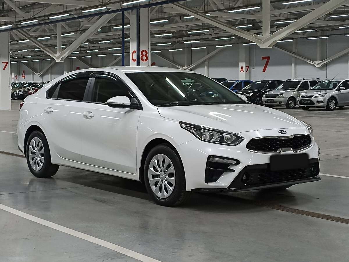 Купить Kia Cerato с пробегом. Фото: #2
