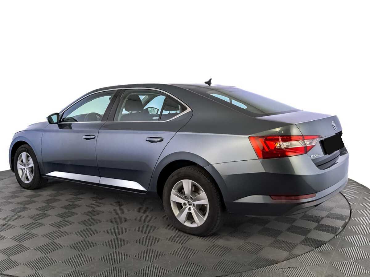 Купить Skoda Superb с пробегом. Фото: #6