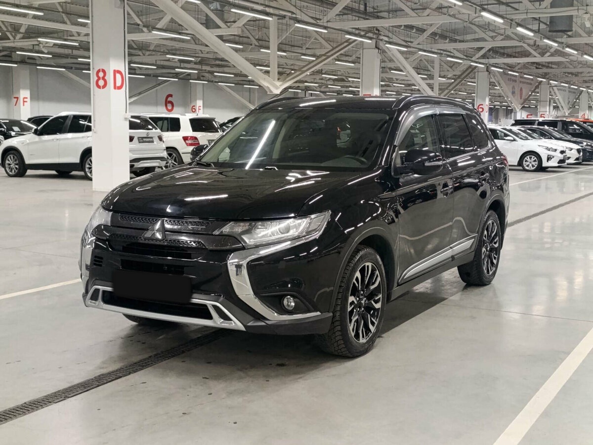 Купить Mitsubishi Outlander с пробегом. Фото: #0