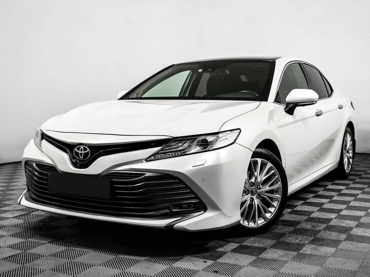 Купить Toyota Camry с пробегом. Посмотреть фото