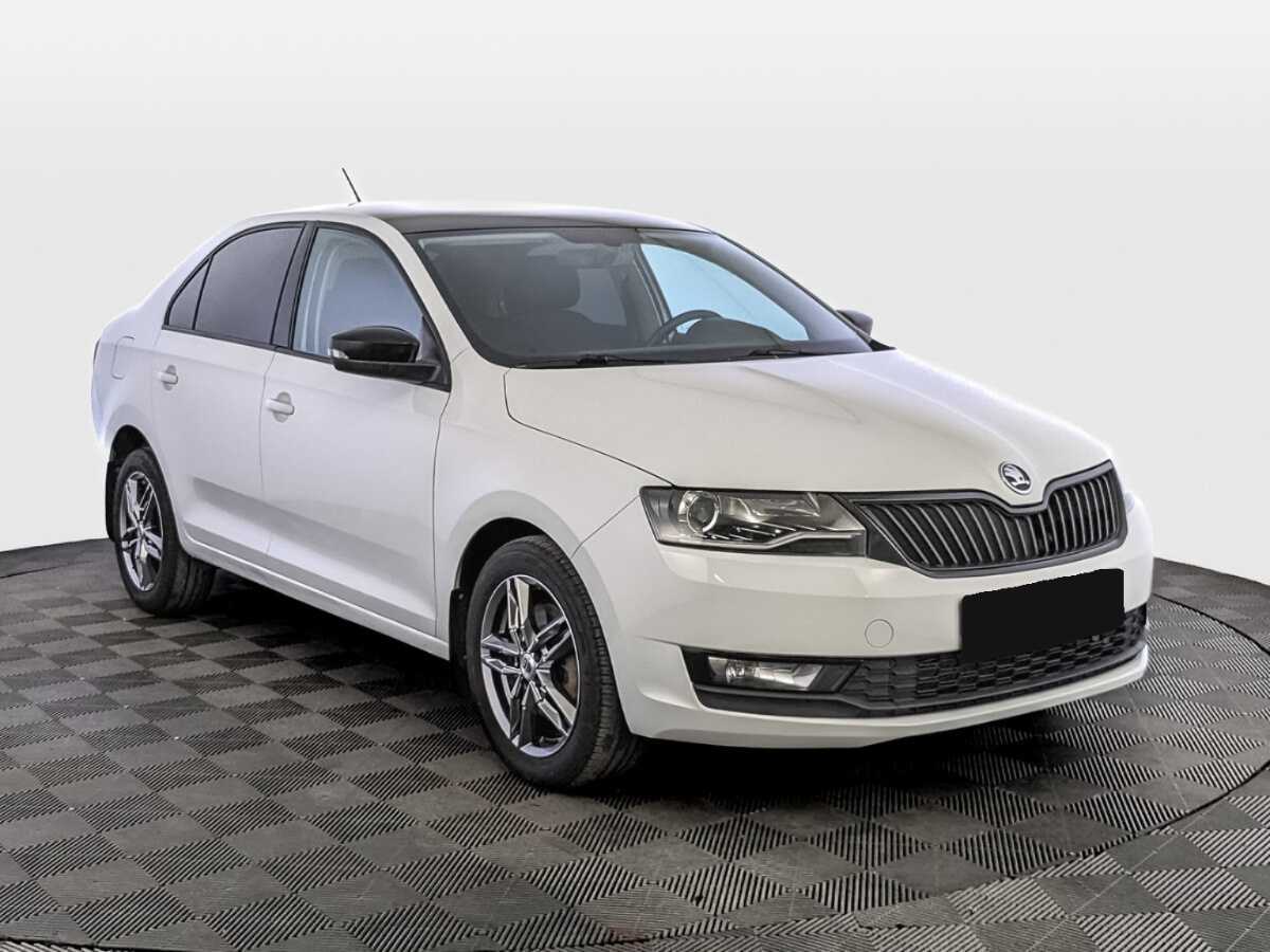 Купить Skoda Rapid с пробегом. Фото: #2