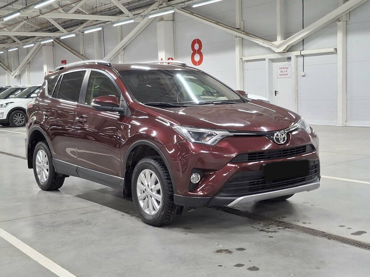 Купить Toyota RAV4 с пробегом. Фото: #2