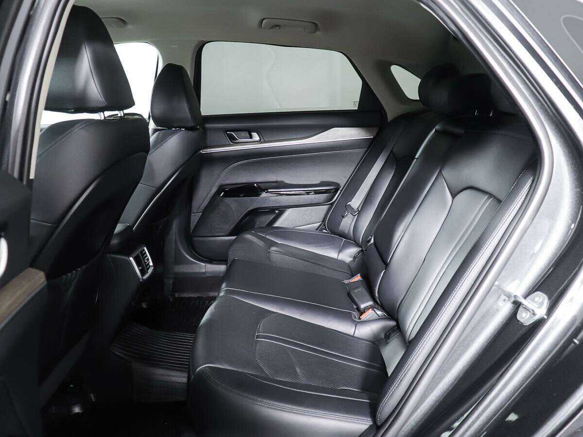 Купить Kia K5 с пробегом. Фото: #9