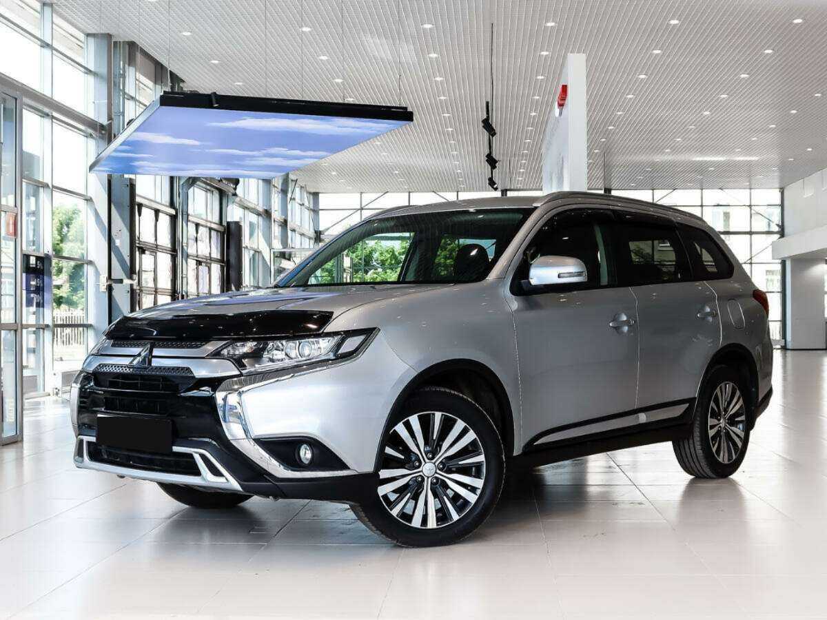 Купить Mitsubishi Outlander с пробегом. Посмотреть фото
