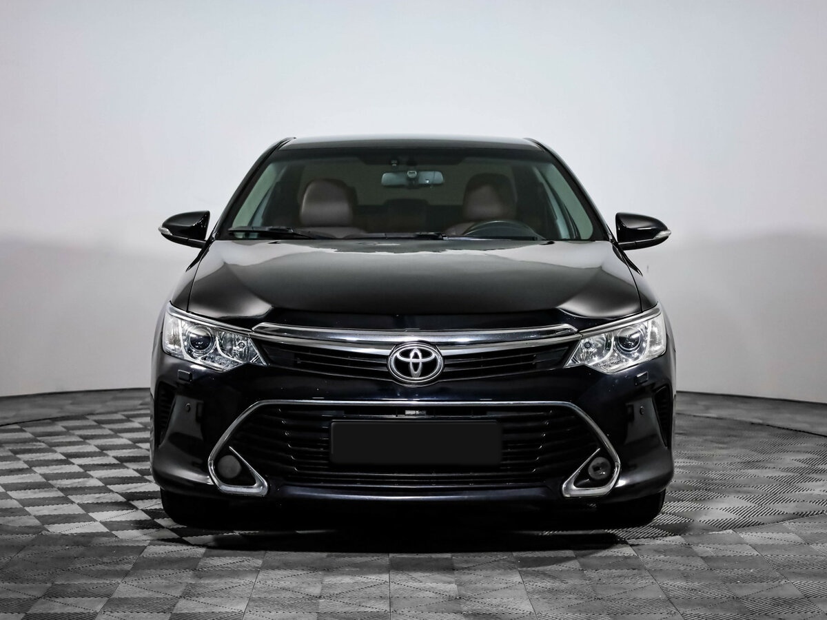 Купить Toyota Camry с пробегом. Фото: #1