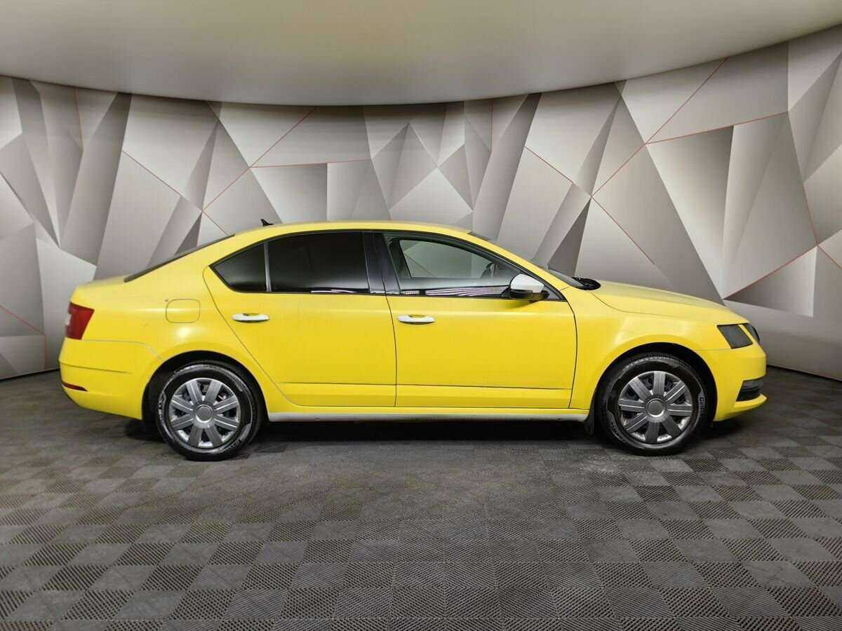 Купить Skoda Octavia с пробегом. Фото: #5