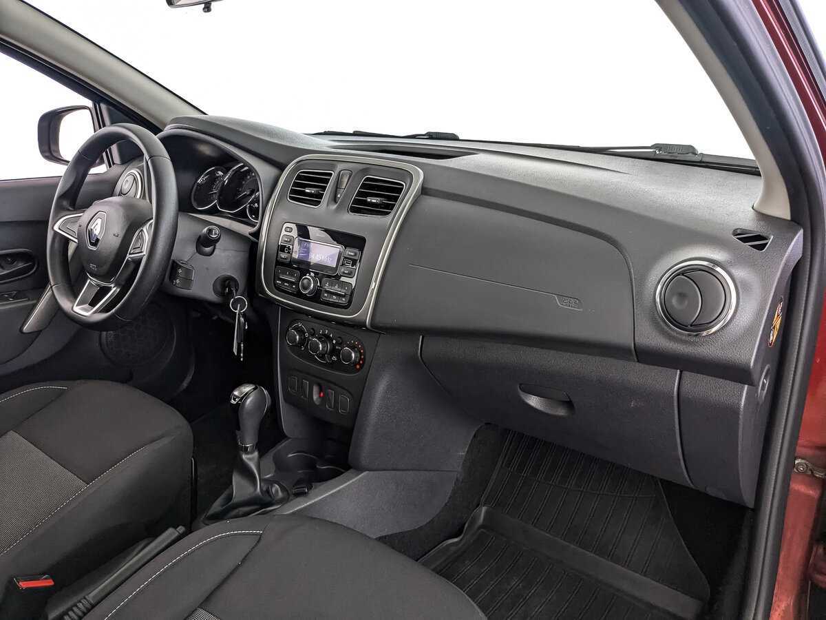 Купить Renault Logan с пробегом. Фото: #8