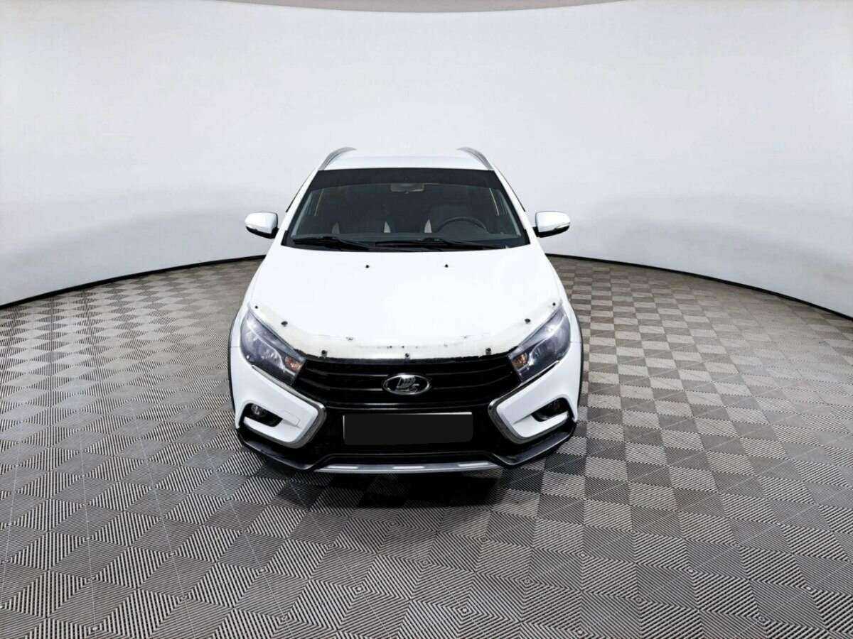 Купить Lada (ВАЗ) Vesta с пробегом. Фото: #1