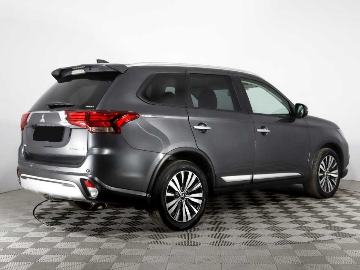 Купить Mitsubishi Outlander с пробегом. Фото: #4