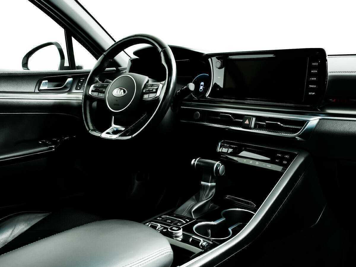 Купить Kia K5 с пробегом. Фото: #8