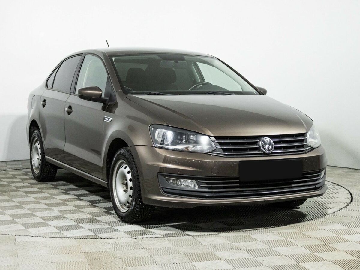 Купить Volkswagen Polo с пробегом. Фото: #2