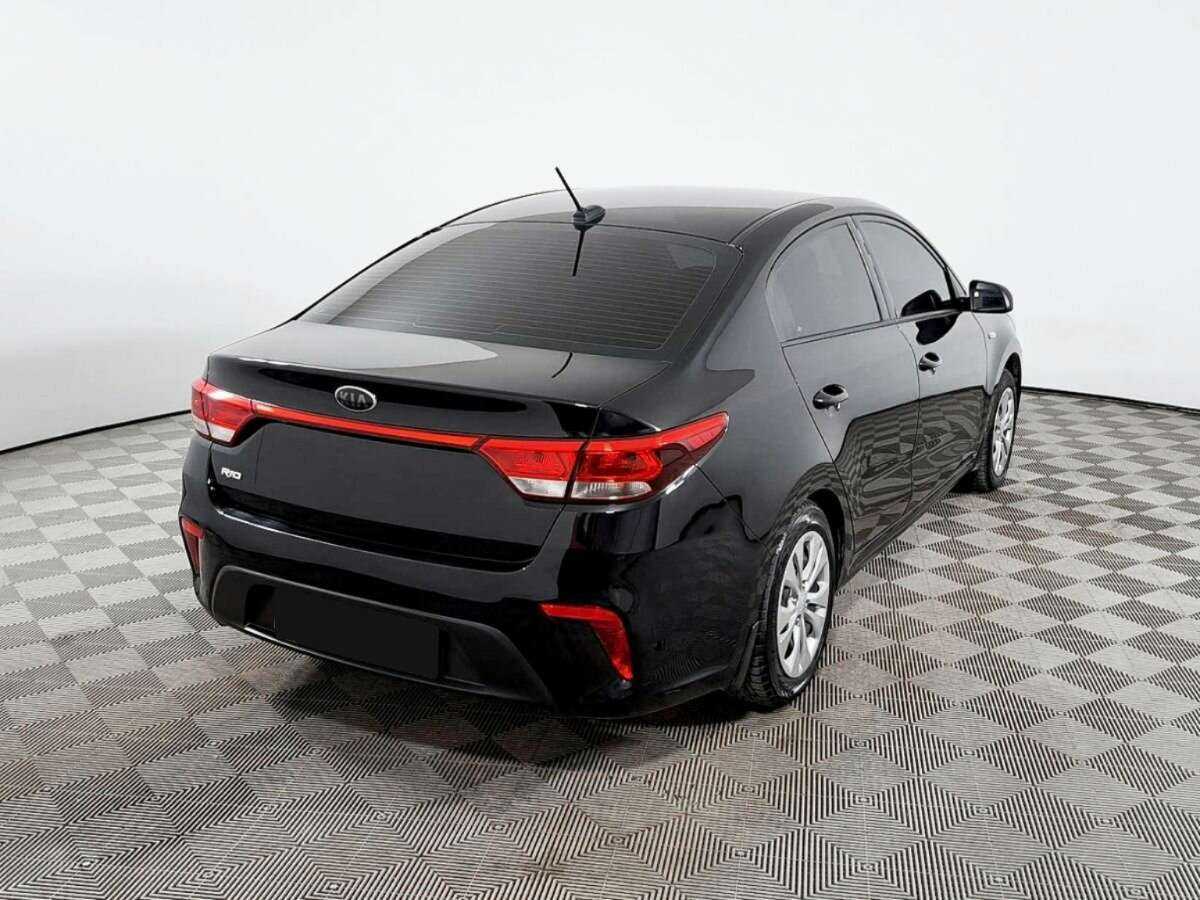 Купить Kia Rio с пробегом. Фото: #4